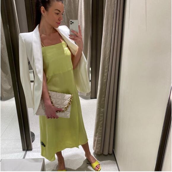 ZARA BLOGGER FAVORITE SATIN MIDI FLOWY DRESS - Picture 6 of 14